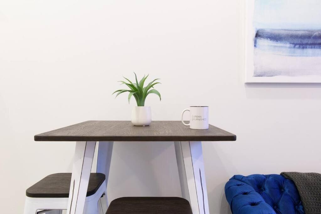 240-6 New Prime Location W&d In Unit Apartment