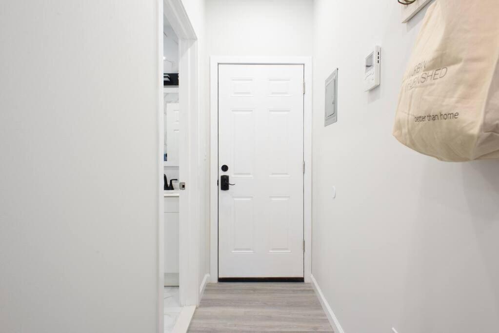 240-6 New Prime Location W&d In Unit *