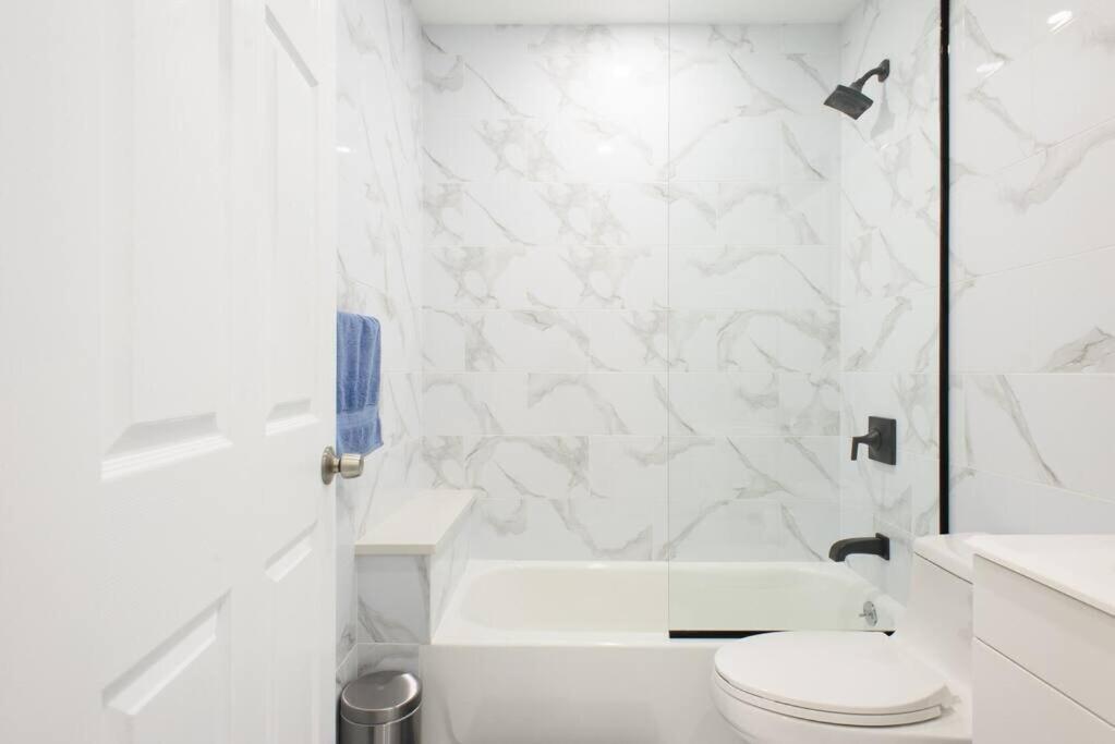 Apartment 240-6 New Prime Location W&d In Unit *