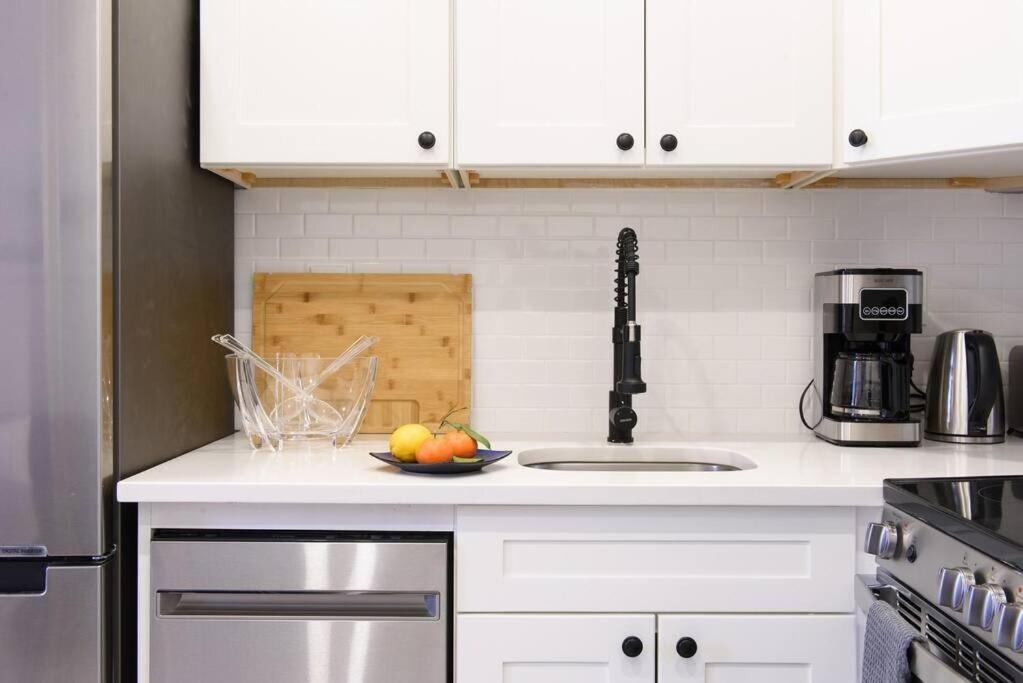 Apartment 240-6 New Prime Location W&d In Unit *